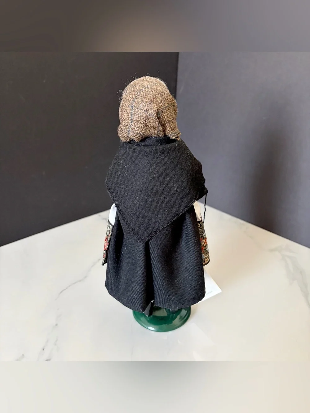 Baboushka Caroler by Byers' Choice